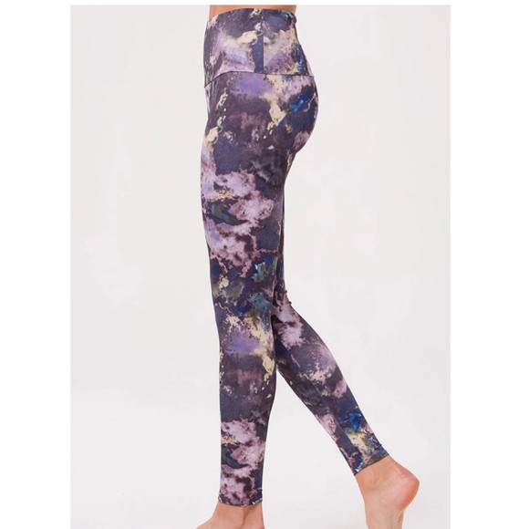 Onzie Multicolor Tie-Dye Leggings - Picture 4 of 10